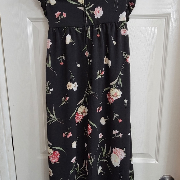 Black floral dress - Picture 2 of 2